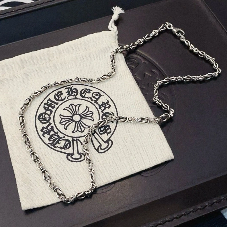 Comfortable Chrxmx Hxxrts Necklaces 297106