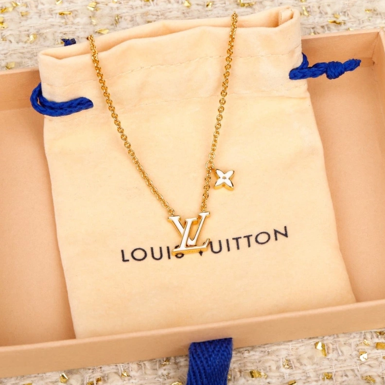 Durable LX Necklaces 308920