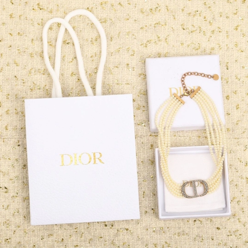 Christian Dxxr Necklaces Efficient 294106