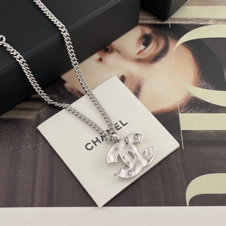 Versatile Chxnxl Necklaces 285501