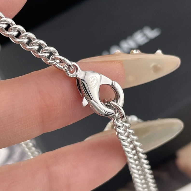 Versatile Chxnxl Necklaces 285501