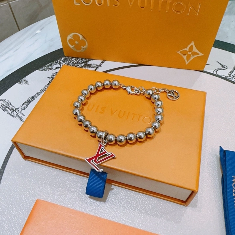 Functional LX Necklaces 308925