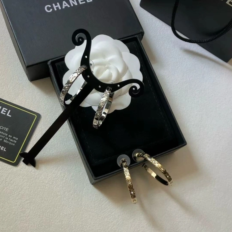 Efficient Chxnxl Earrings 286187