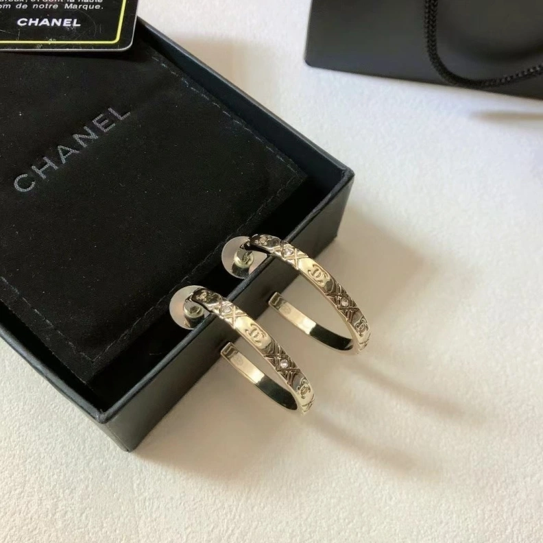 Efficient Chxnxl Earrings 286187