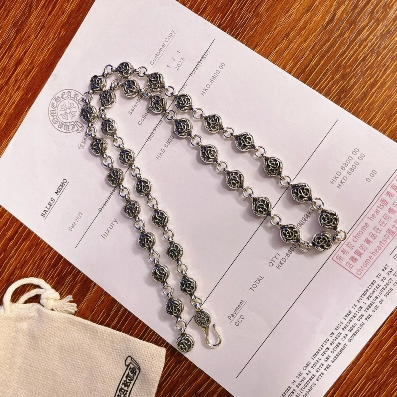 ModernLook Chrxmx Hxxrts Necklaces 297093