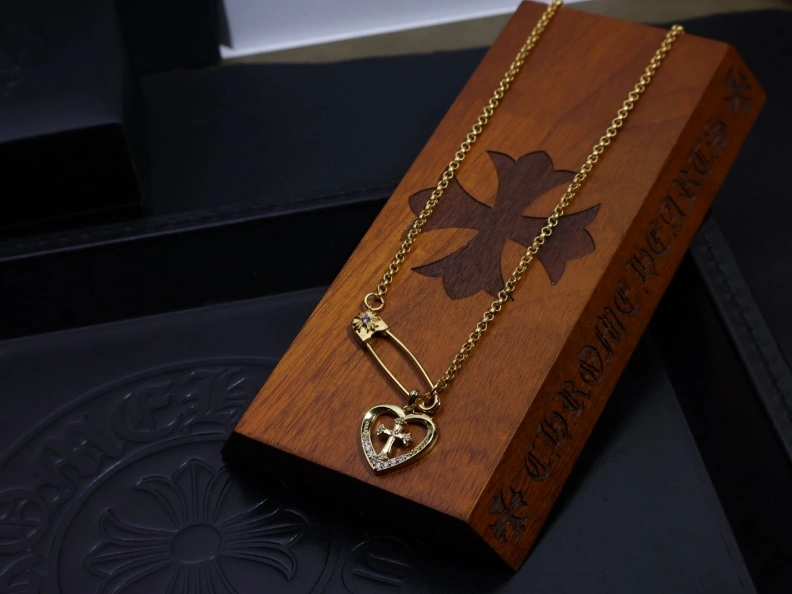 Soft Chrxmx Hxxrts Necklaces 297098