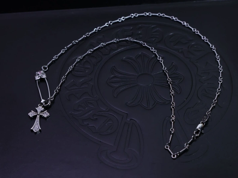 Chrxmx Hxxrts Necklaces Trendy 297089