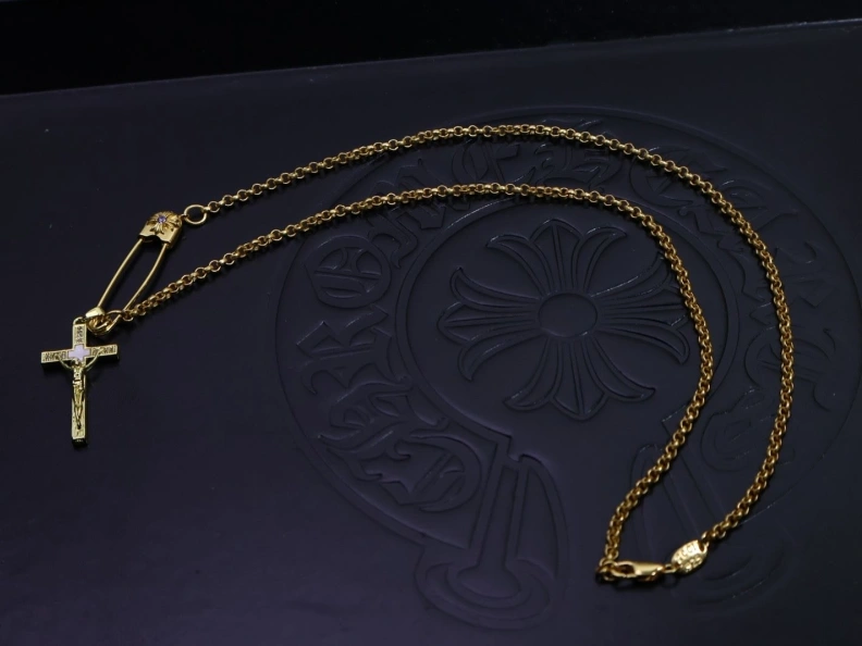 Chrxmx Hxxrts Necklaces Stylish 297095