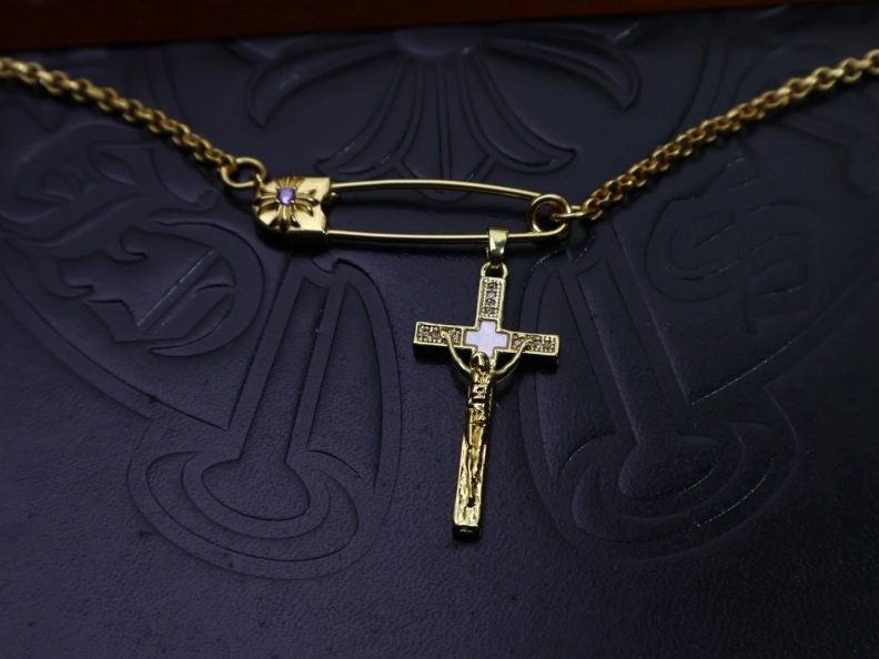 Chrxmx Hxxrts Necklaces Stylish 297095