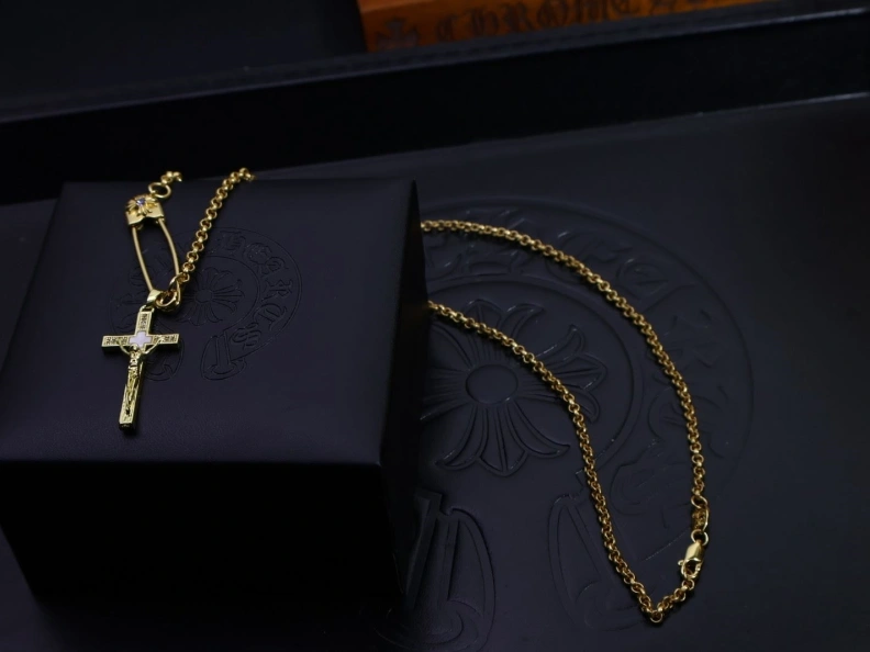 Chrxmx Hxxrts Necklaces Stylish 297095