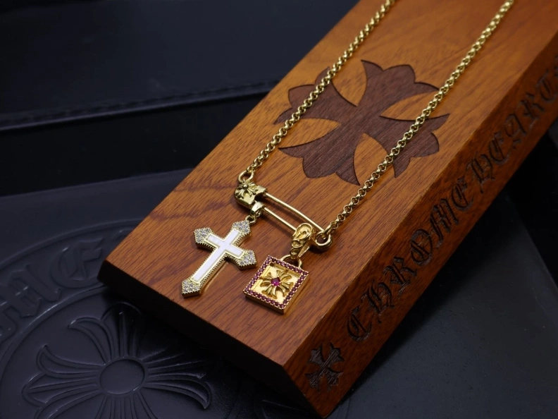 Bold Chrxmx Hxxrts Necklaces 297084