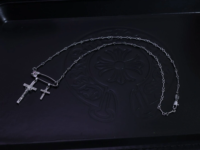 Modern Chrxmx Hxxrts Necklaces 297085