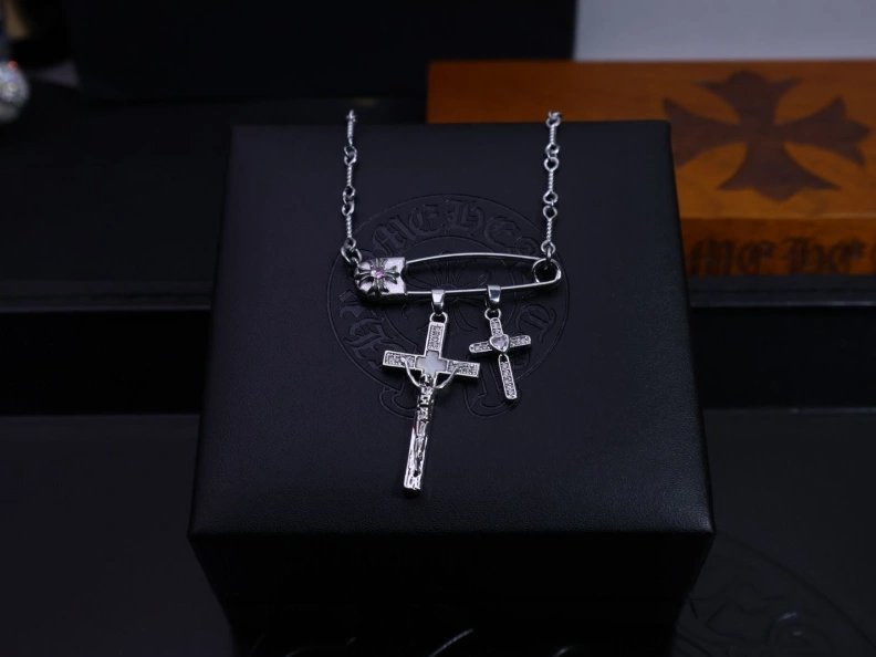 Modern Chrxmx Hxxrts Necklaces 297085
