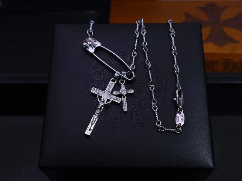 Modern Chrxmx Hxxrts Necklaces 297085