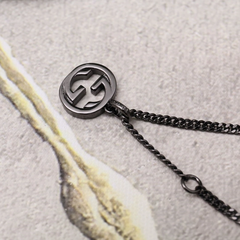 Versatile Gxccx Necklaces 302648