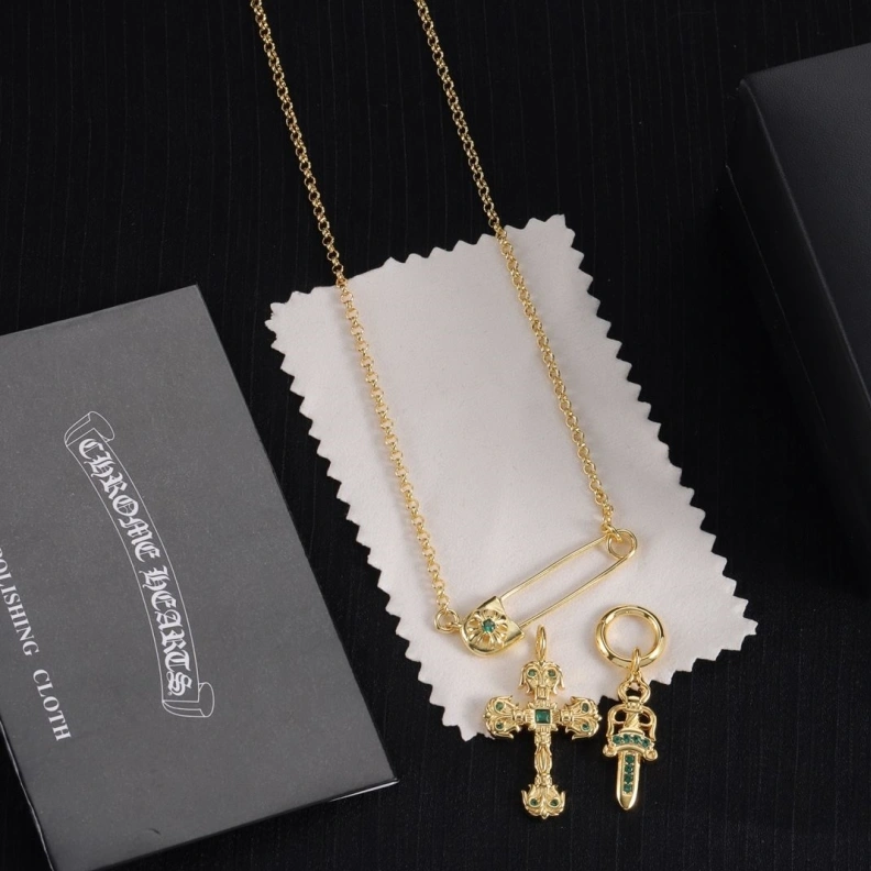 Affordable Chrxmx Hxxrts Necklaces 297079