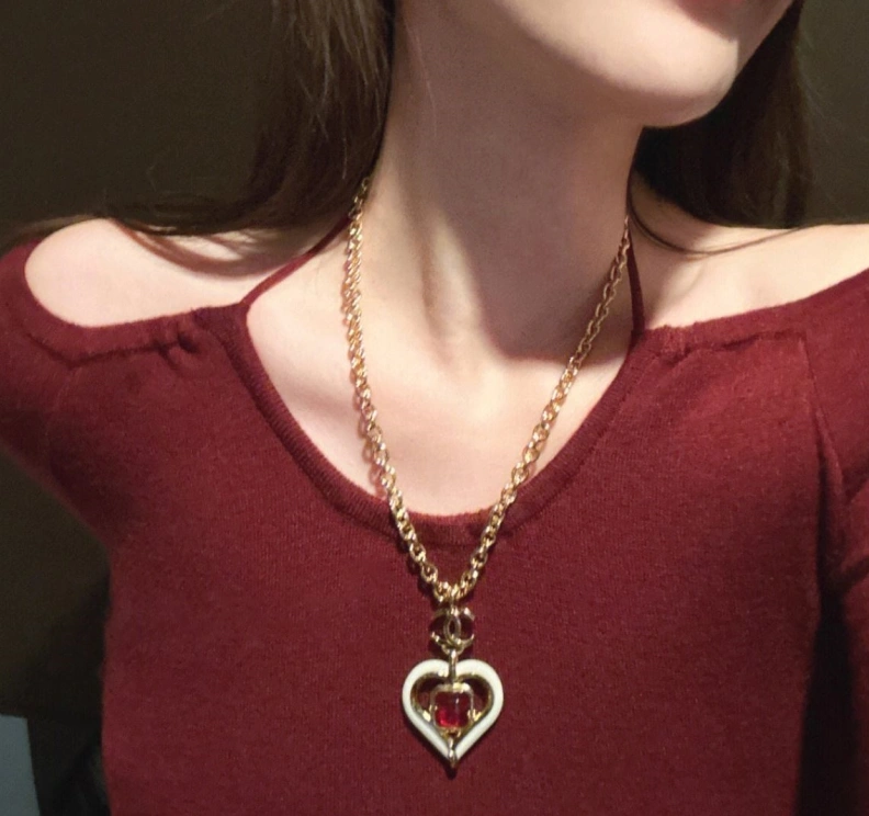 Sophisticated Chxnxl Necklaces 285505
