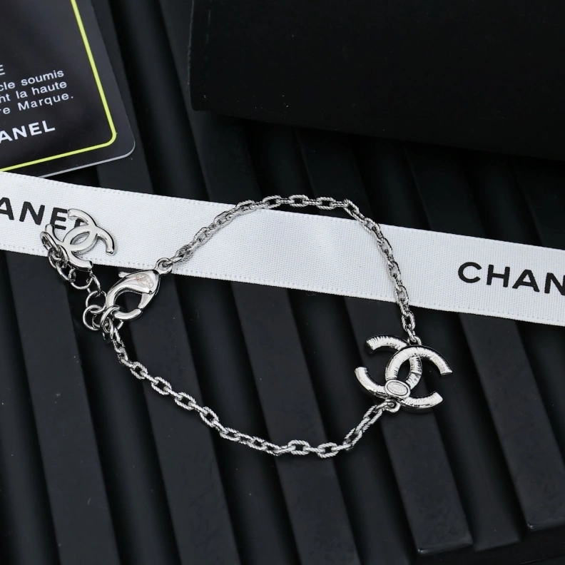 Stylish Chxnxl Bracelets 286493