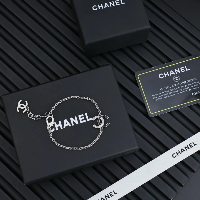 Stylish Chxnxl Bracelets 286493