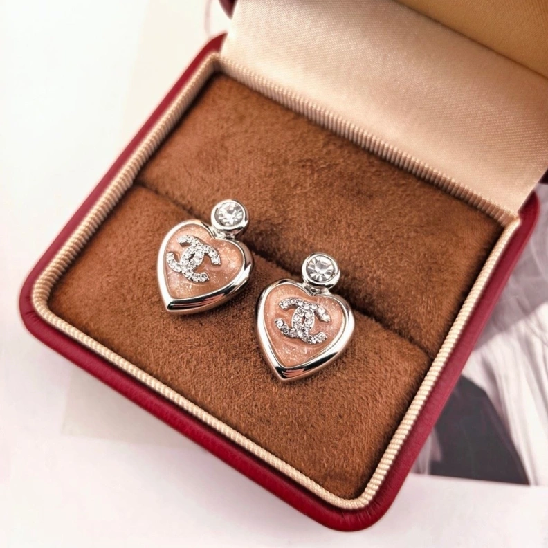 Comfortable Chxnxl Necklaces 285507