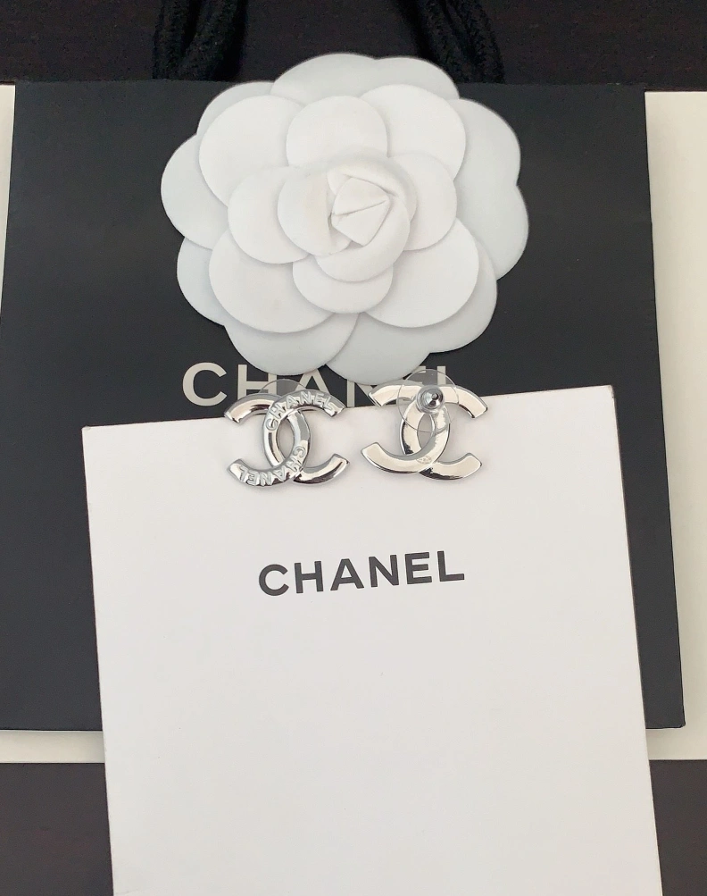 Functional Chxnxl Earrings 286161