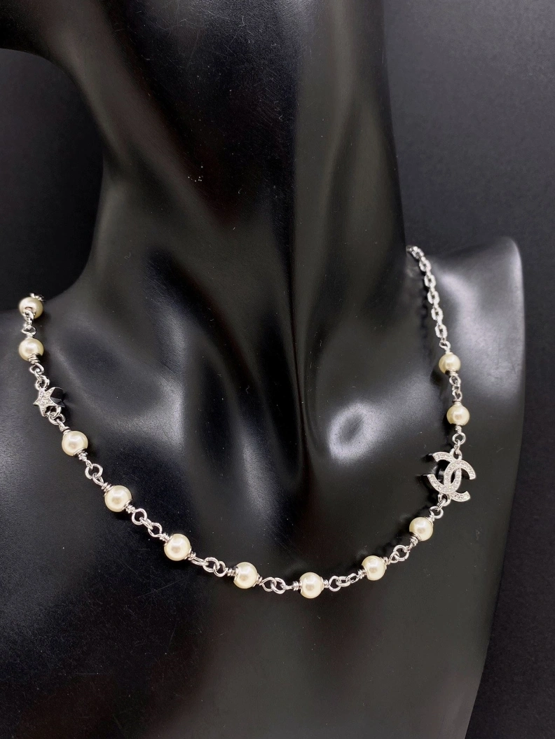 Sophisticated Chxnxl Necklaces 285489