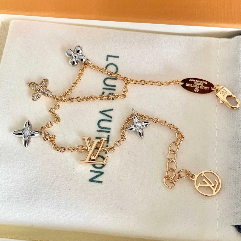 Affordable LX Bracelets 309124
