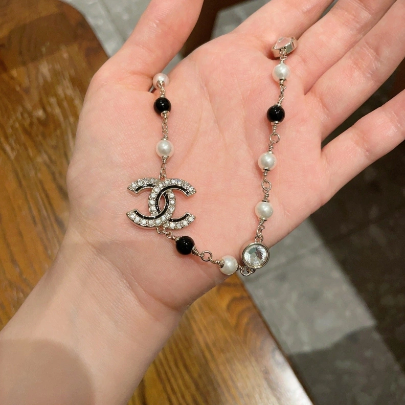 Comfortable Chxnxl Necklaces 285485
