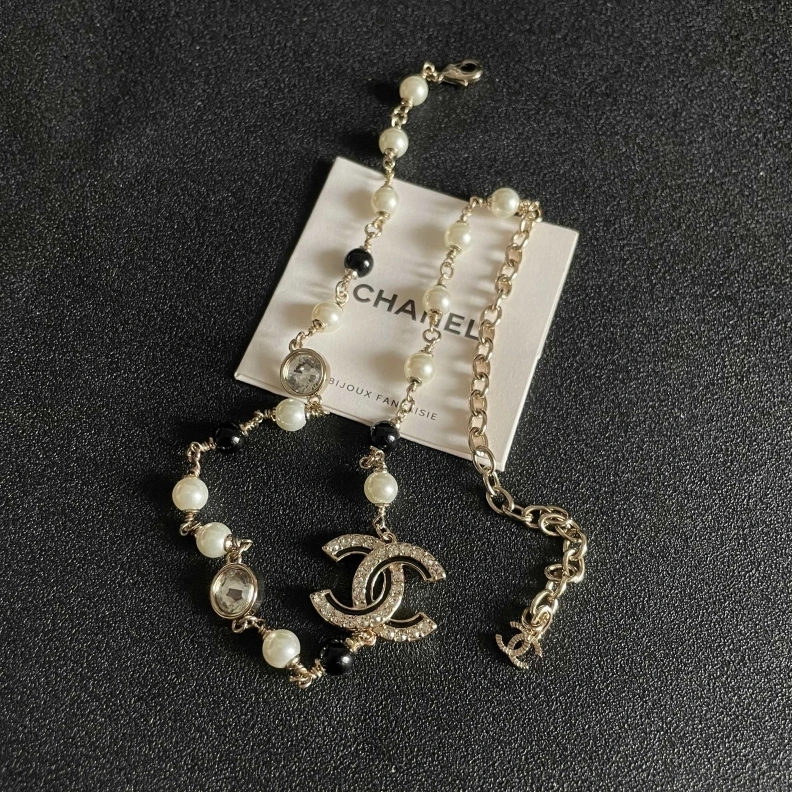Comfortable Chxnxl Necklaces 285485