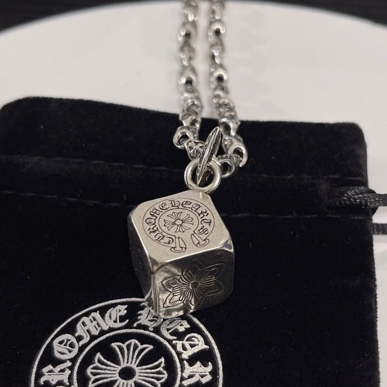 SmartChoice Chrxmx Hxxrts Necklaces 297052