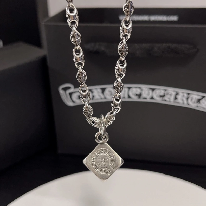 SmartChoice Chrxmx Hxxrts Necklaces 297052