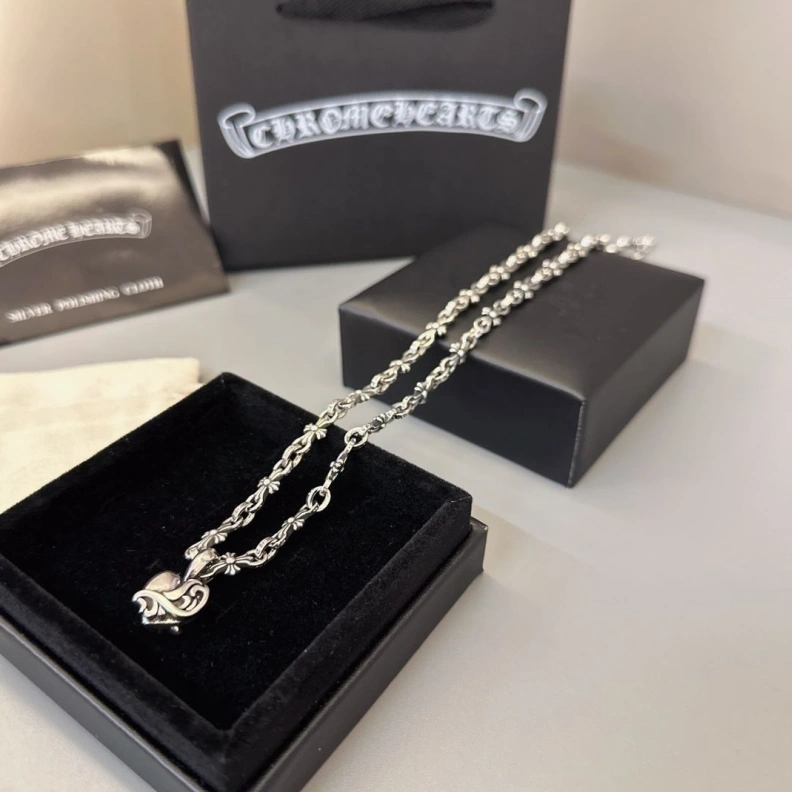 DailyWear Chrxmx Hxxrts Necklaces 297036