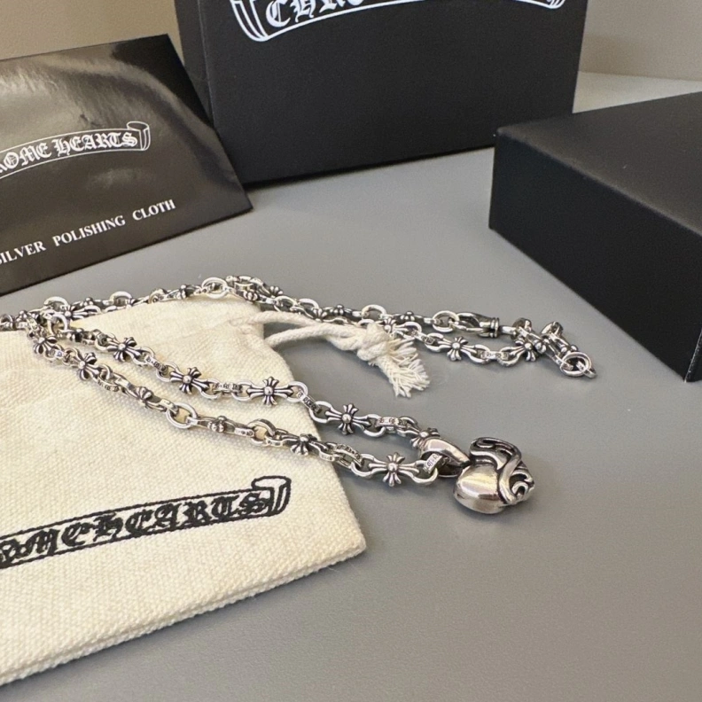 DailyWear Chrxmx Hxxrts Necklaces 297036
