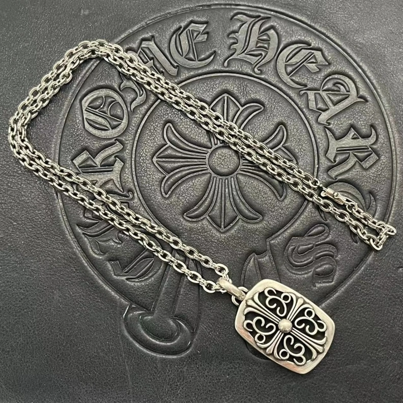 Chrxmx Hxxrts Necklaces Compact 297032