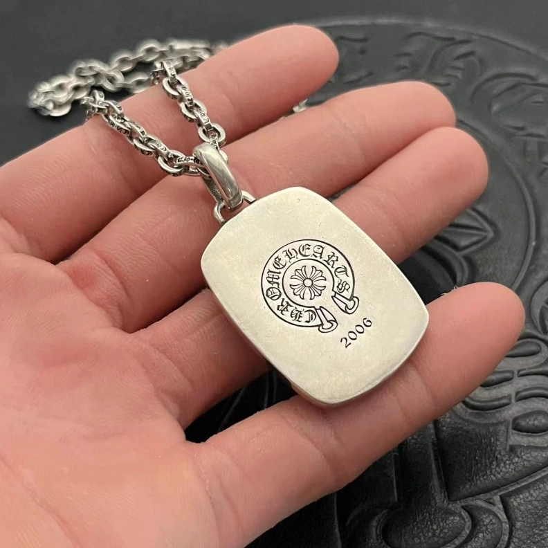 Chrxmx Hxxrts Necklaces Compact 297032