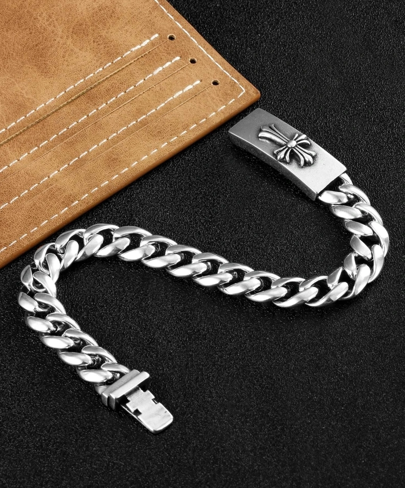 Lightweight Chrxmx Hxxrts Bracelets 297421