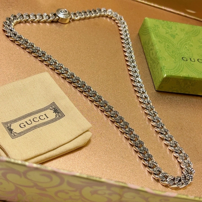 Elegant Gxccx Necklaces 302635