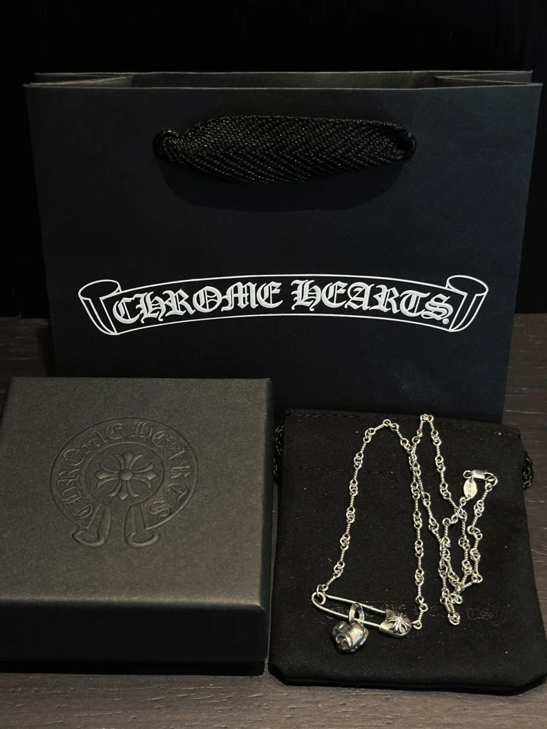 Bold Chrxmx Hxxrts Necklaces 297044
