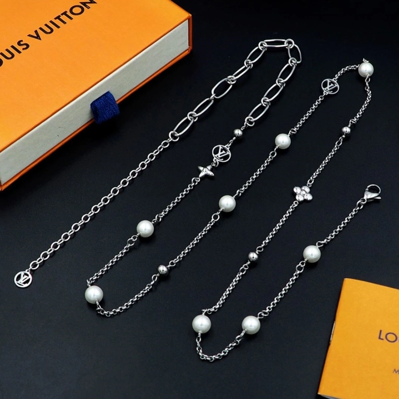 LX Necklaces Affordable 308916