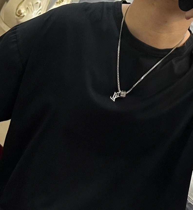 Versatile LX Necklaces 308911