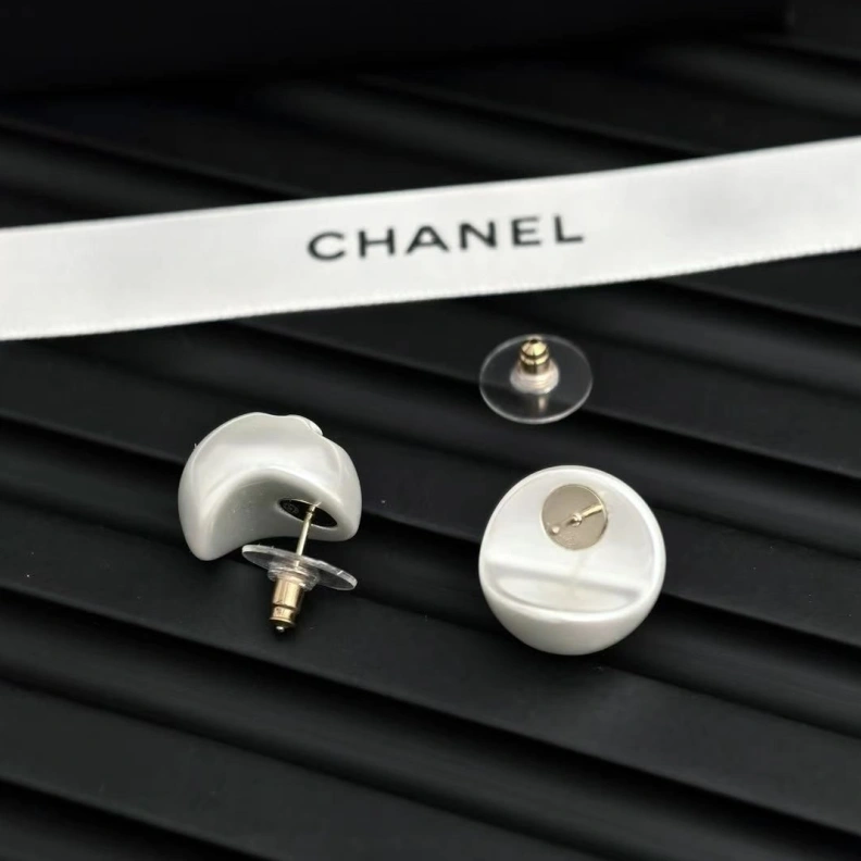 Vibrant Chxnxl Earrings 286120
