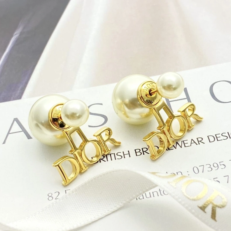 Durable Christian Dxxr Earrings 294232