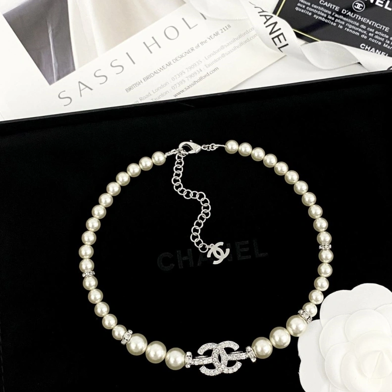 Refined Chxnxl Necklaces 285473