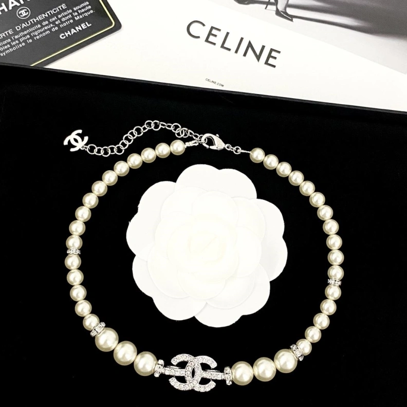 Refined Chxnxl Necklaces 285473