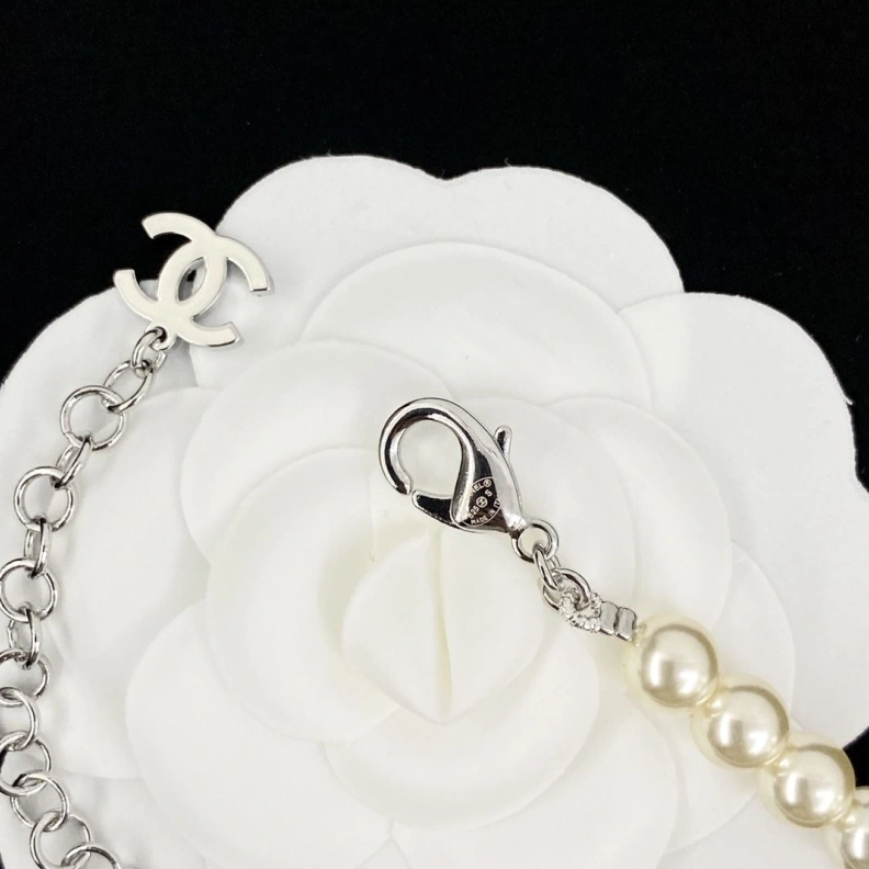Refined Chxnxl Necklaces 285473