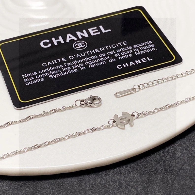 WellDesigned Chxnxl Necklaces 285471