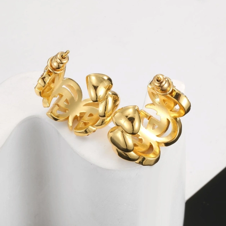 Comfortable Gxccx Earrings 302774