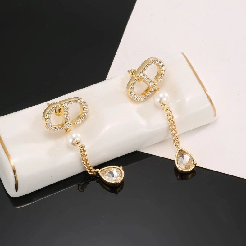 Christian Dxxr Necklaces Elegant 294116