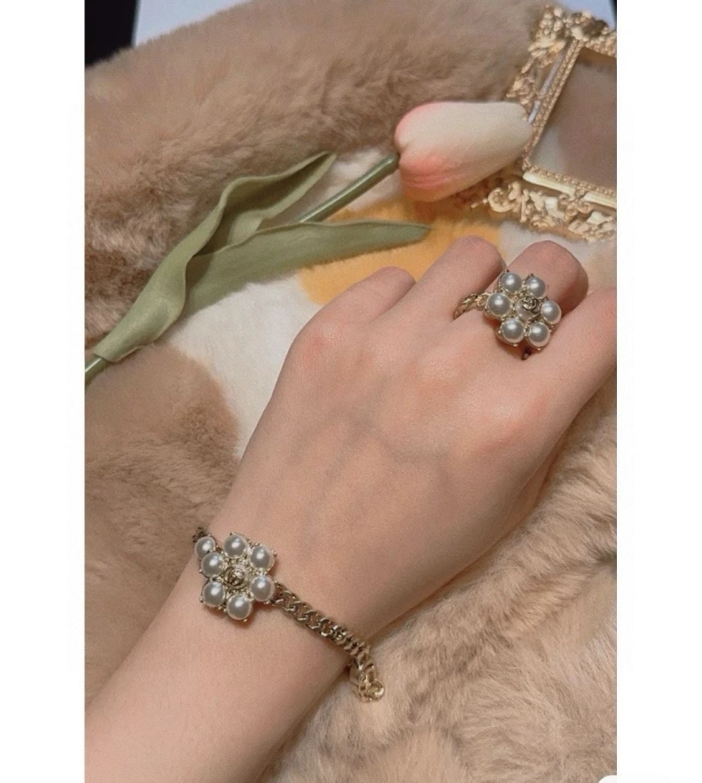 Affordable Gxccx Necklaces 302630