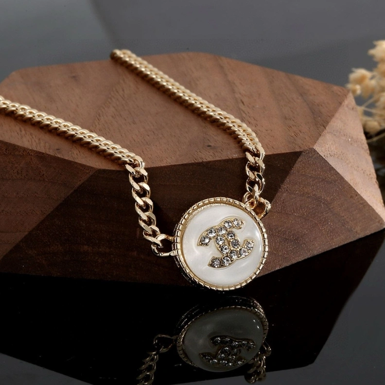 Cozy Chxnxl Necklaces 285461